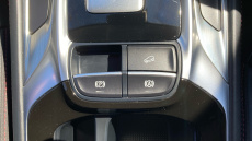 MG HS 1.5 T-GDI Trophy 5dr DCT Petrol Hatchback